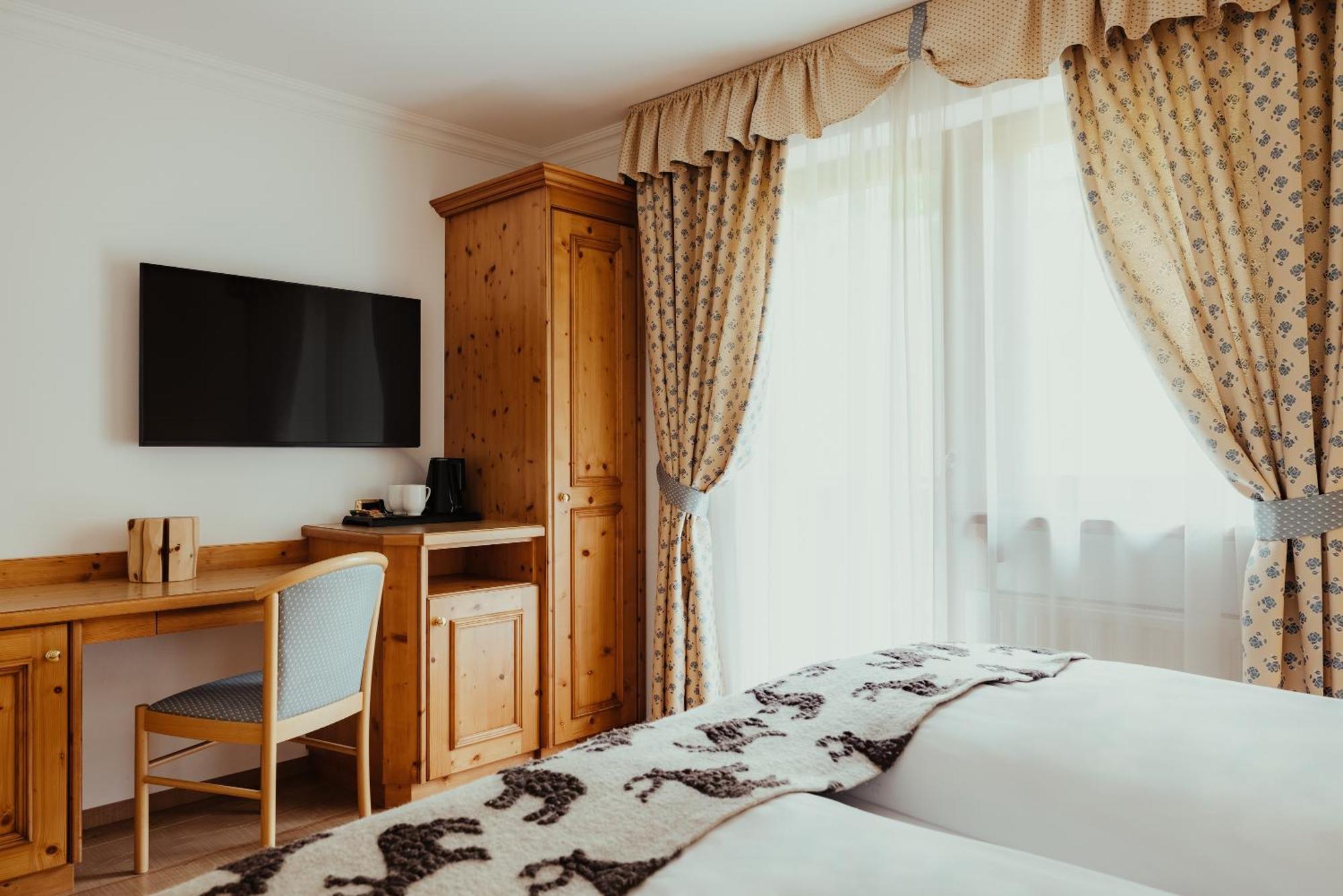 Hotel Alpenrose Arabba Εξωτερικό φωτογραφία